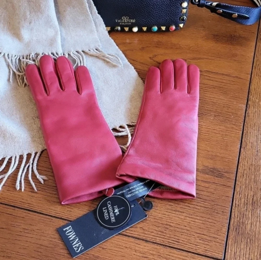 🆕️Fownes soft genuine leather gloves, 100%cashmere lined, cherry red , Size 7
